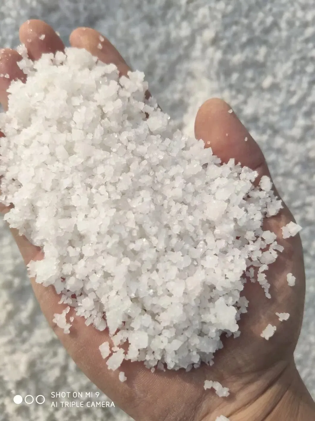 Premium Snow Melt Salt - High Purity Sodium Chloride for Winter Use